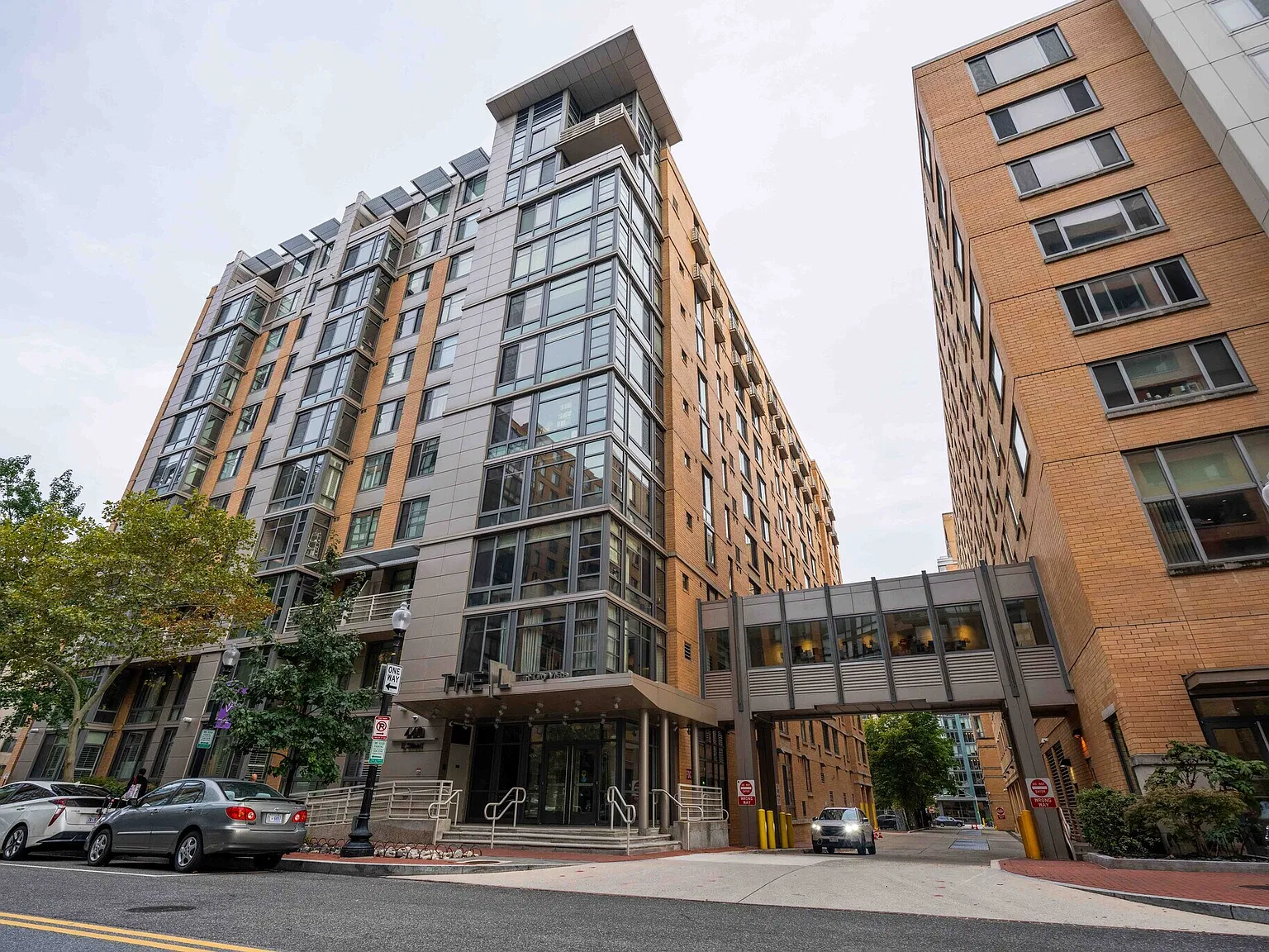 1 bed, 787 sqft, $2,950 — Photo 1