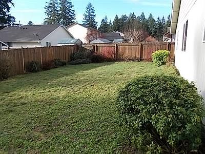 3rd image of 154 Meridian Ct