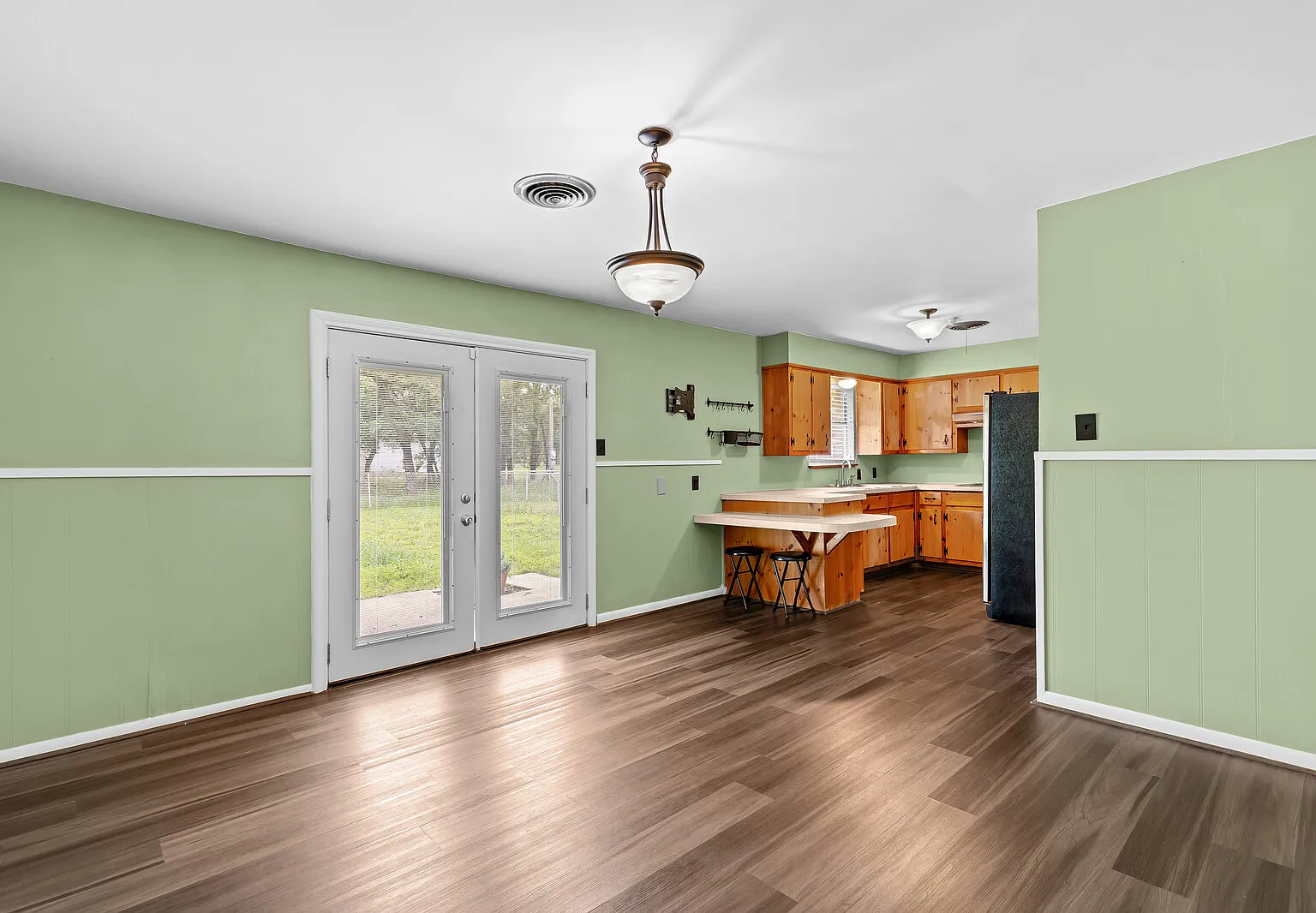 326 South Barbara Street - 1 — Photo 3