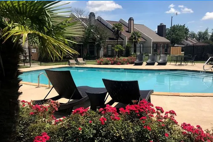210 Long Plantation Blvd #D — Photo 16