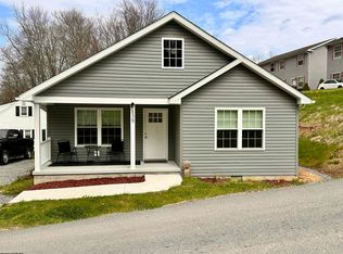 139 Montgomery Rd, Weston, WV 26452
