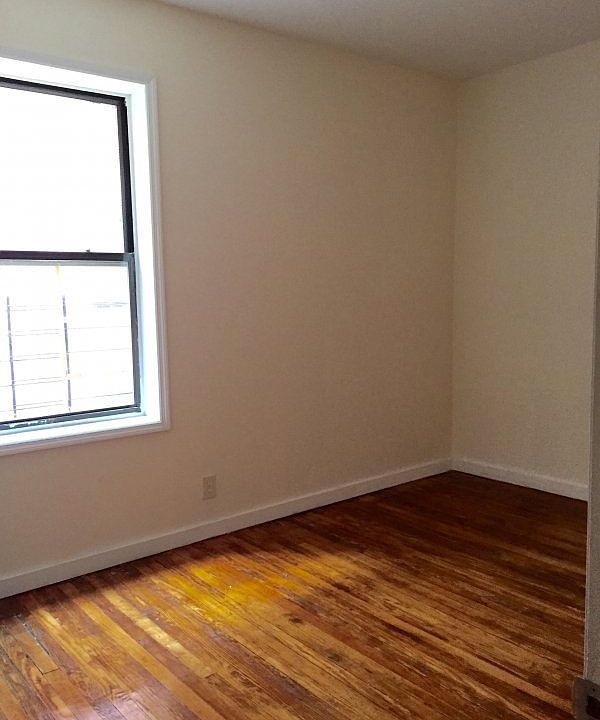 2nd image of 248 Audubon Ave APT 35