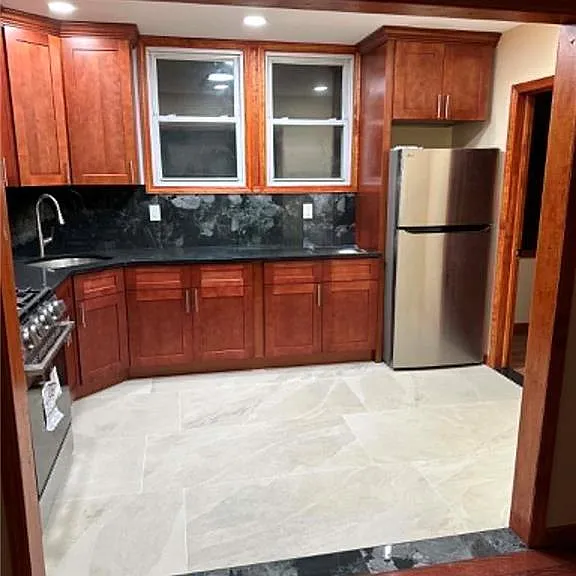 9015 Bayview Pl #2 — Photo 9