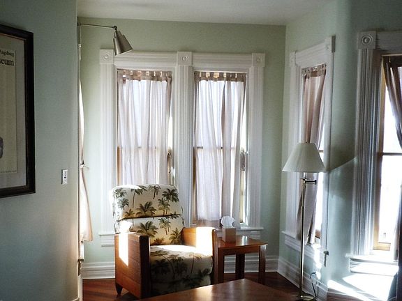 807 Living Room