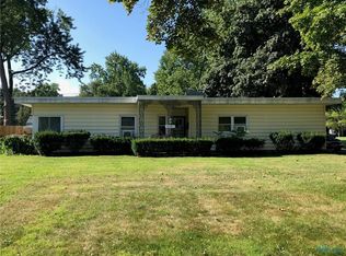 2757 Oxbridge Dr, Toledo, OH 43614