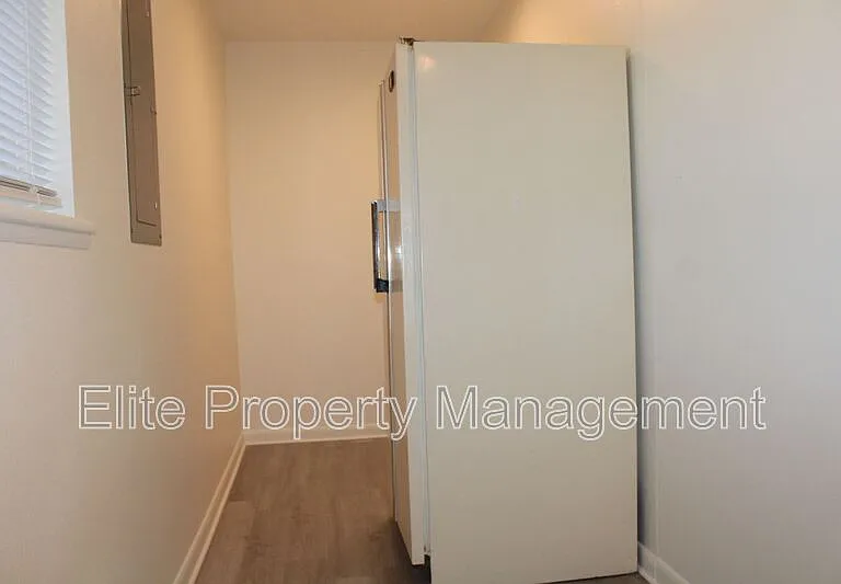 1529 Oakshire Ln #6 — Photo 5