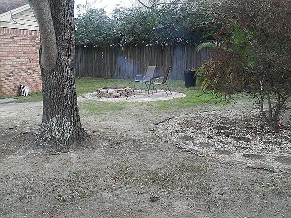 5th image of 822 Lavon Dr