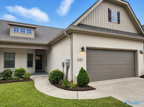 111 Farmall Ln, Madison, AL 35757