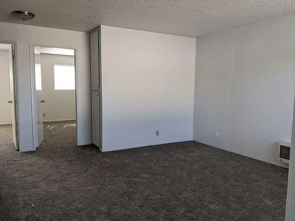 204 Aspen St #D-4 — Photo 3