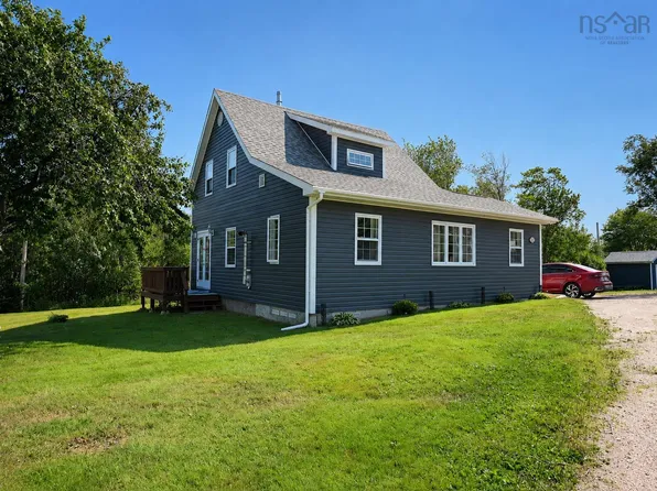 29182 Cabot Trl, Cape North, NS B0C 1G0