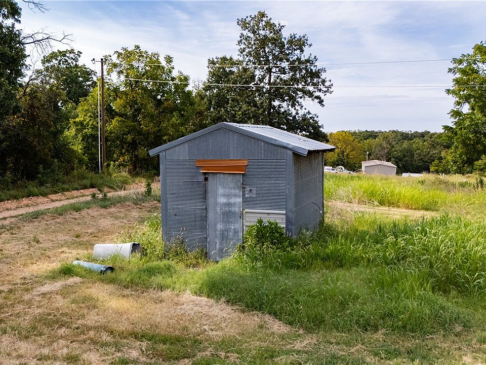 1st image of Fletcher Farm Rd