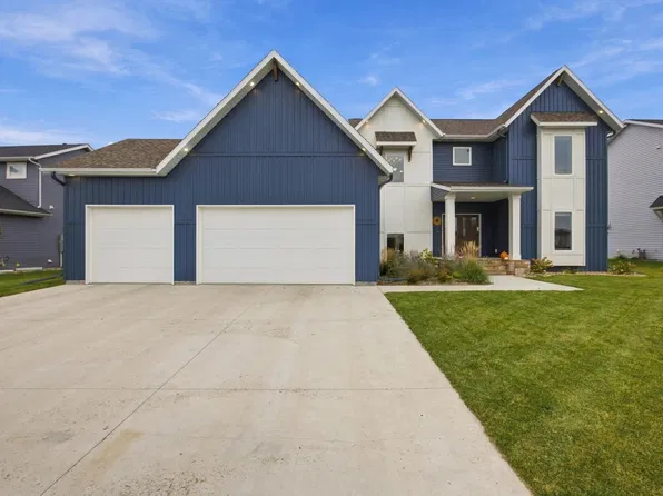 6187 49th Ave S, Fargo, ND 58104