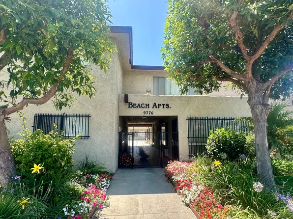 Beach Apartments, 9770 Beach St #1B-1Ba-720Sqft, Bellflower, CA 90706