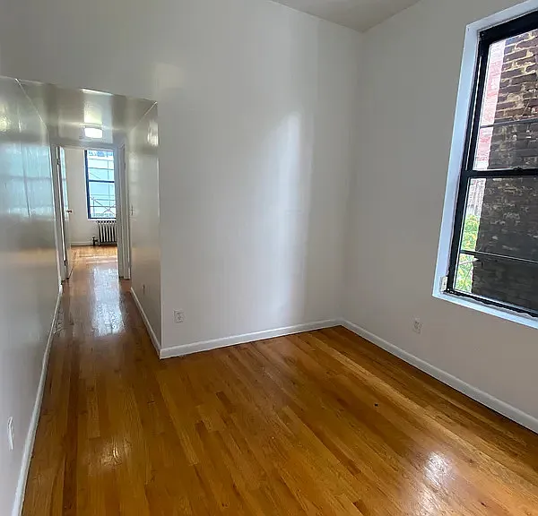 404 W 56th St #24 — Photo 5
