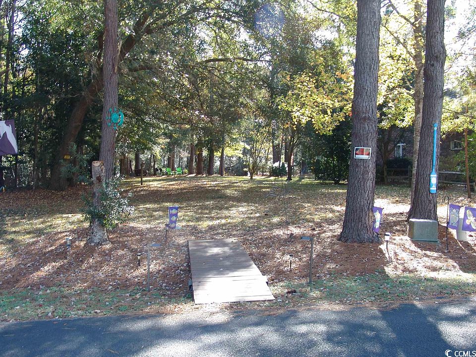 2nd image of 12 Red Maple Dr.