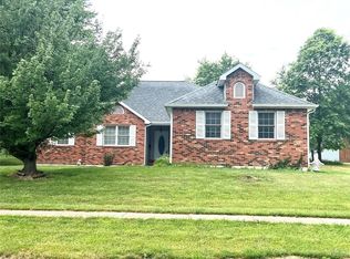 412 N Main Cross St, Bowling Green, MO 63334