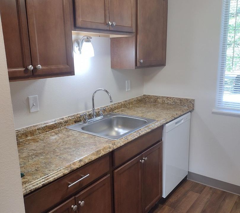 1st image of 19705 SW Boones Ferry Rd #38