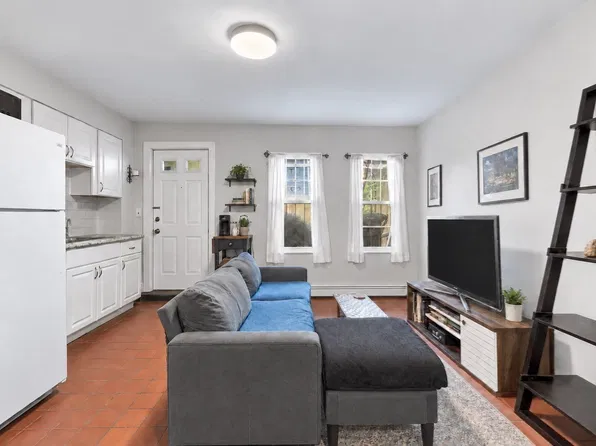 128 Washington Ave, Chelsea, MA 02150