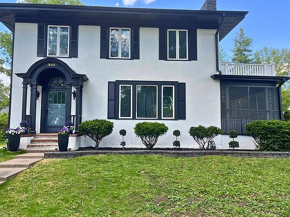 3rd image of 203 E Union St