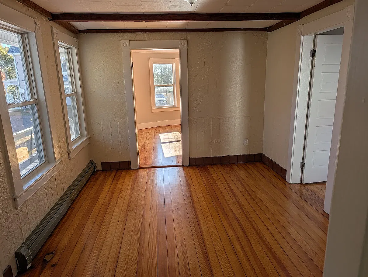 2 bed, 900 sqft, $1,875 — Photo 1