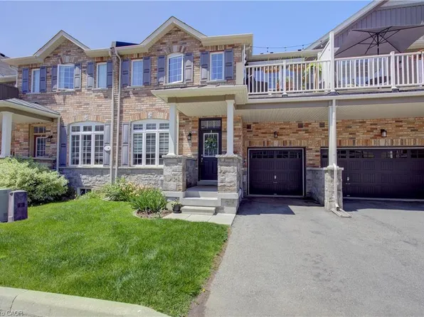 54 Nisbet Blvd #33, Hamilton, ON L8B 0Y3