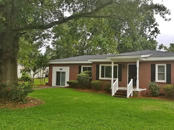 308 Hallsville Rd, Beulaville, NC 28518