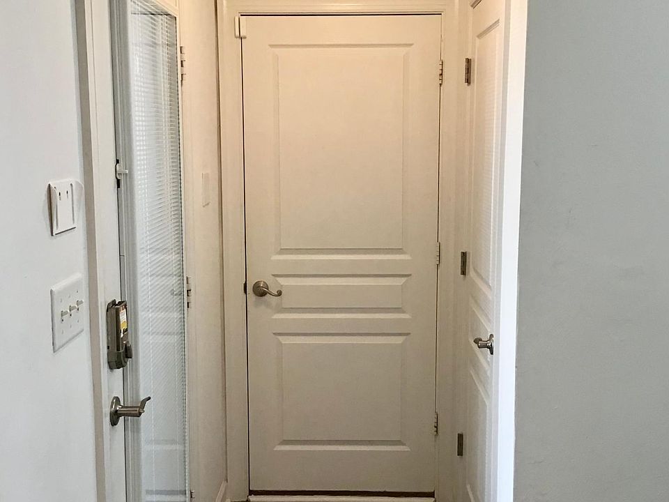 1st image of 4533 Coronet Ave