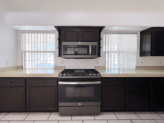 3rd image of 1503 Shadow Haven Ln