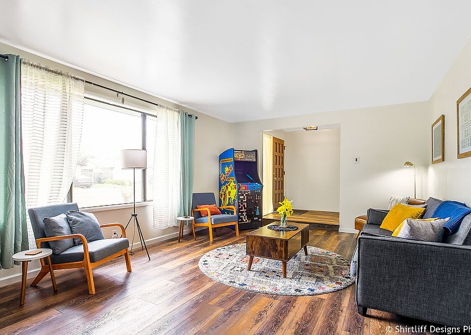 1st image of 598 Sweet Gum Ln