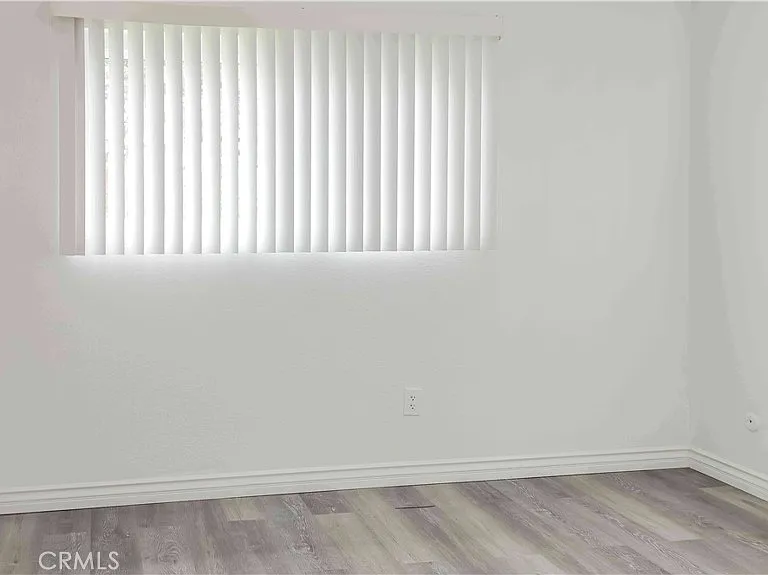 1724 Crofton Ln — Photo 17