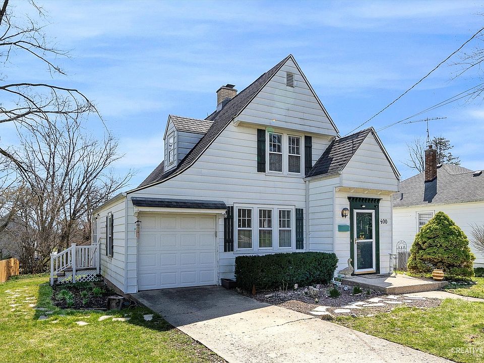 400 Pleasant St, Woodstock, IL 60098 Zillow