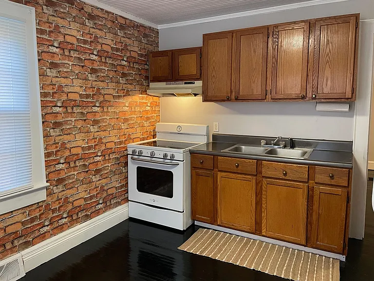 1263-C Winslow Ave #B — Photo 4