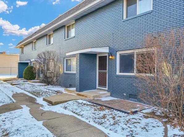 327 Riley Dr., 327 Riley Dr APT 8, Bloomington, IL 61701