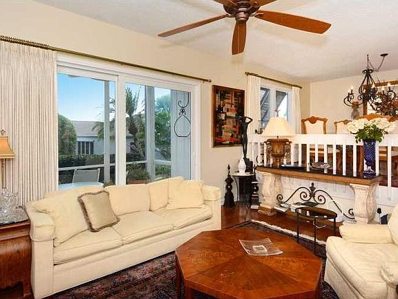 4th image of 6016 W Peppertree Way #226