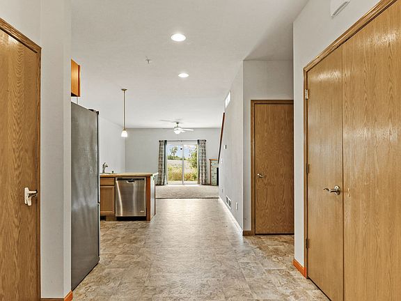 2nd image of 513 Sturges St #513