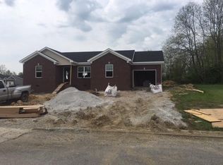 1548 Brooks Dr, Lawrenceburg, KY 40342