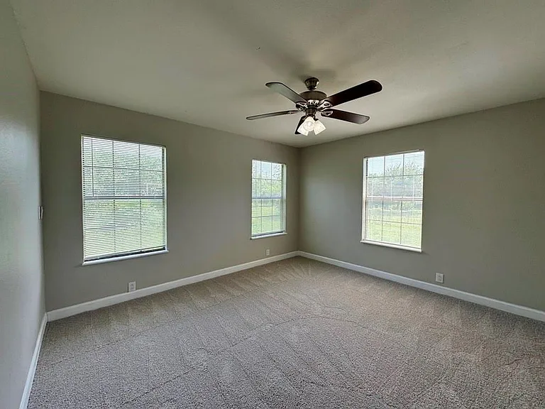 600 Seminole Rd — Photo 28