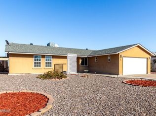 2581 E Commonwealth Cir, Chandler, AZ 85225