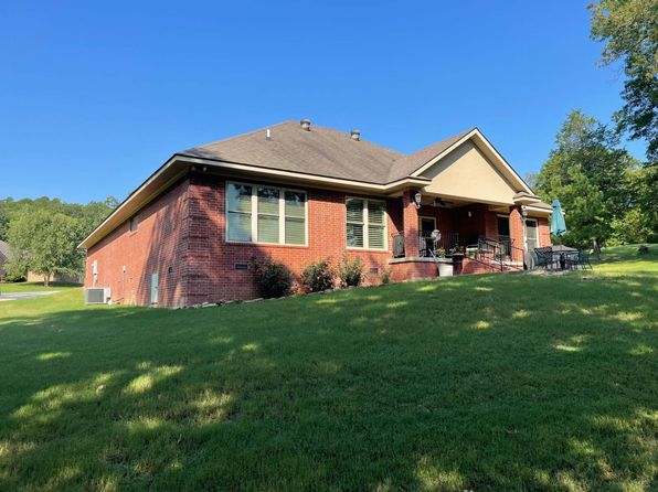 17 Valley View Dr, Batesville, AR 72501