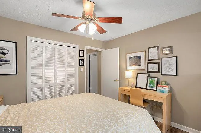 9937 Oakton Terrace Rd — Photo 28