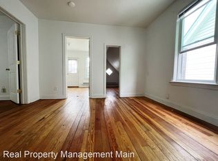 3166 Hanley St, Hamtramck, MI 48212