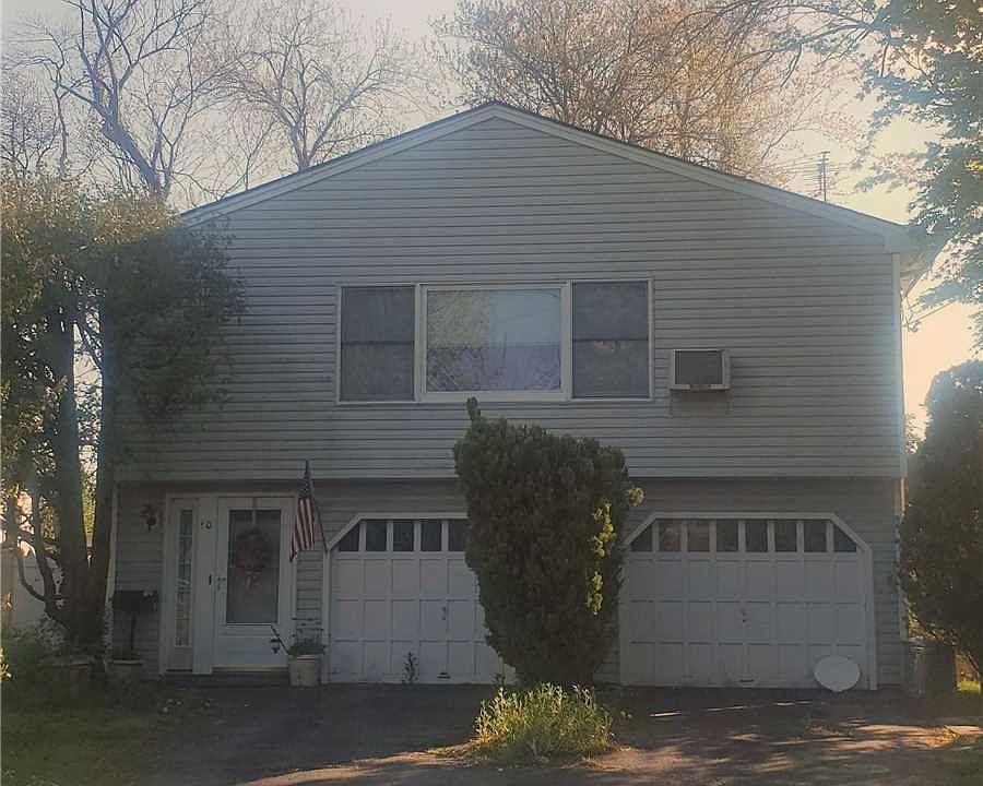 1st image of 10 Stowe Ave