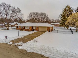 2859 Hearthstone Way, Rockford, IL 61114