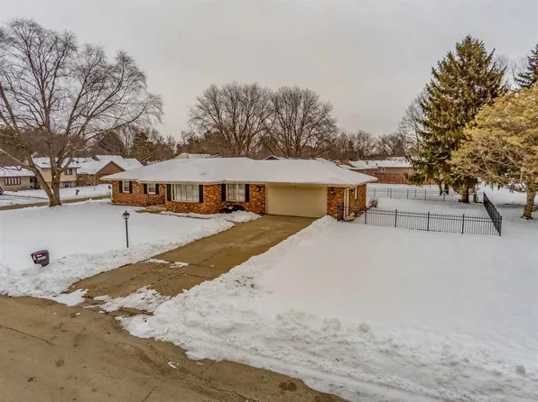 2859 Hearthstone Way, Rockford, IL 61114