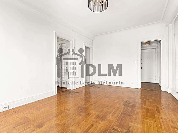 3rd image of 409 Edgecombe Ave APT 12G