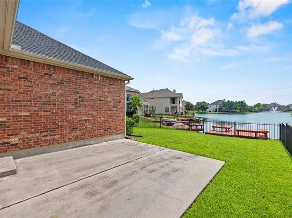 9918 Sand Dollar Dr, Houston, TX 77065