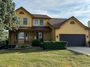 11 W Lincoln Dr, Schererville, IN 46375