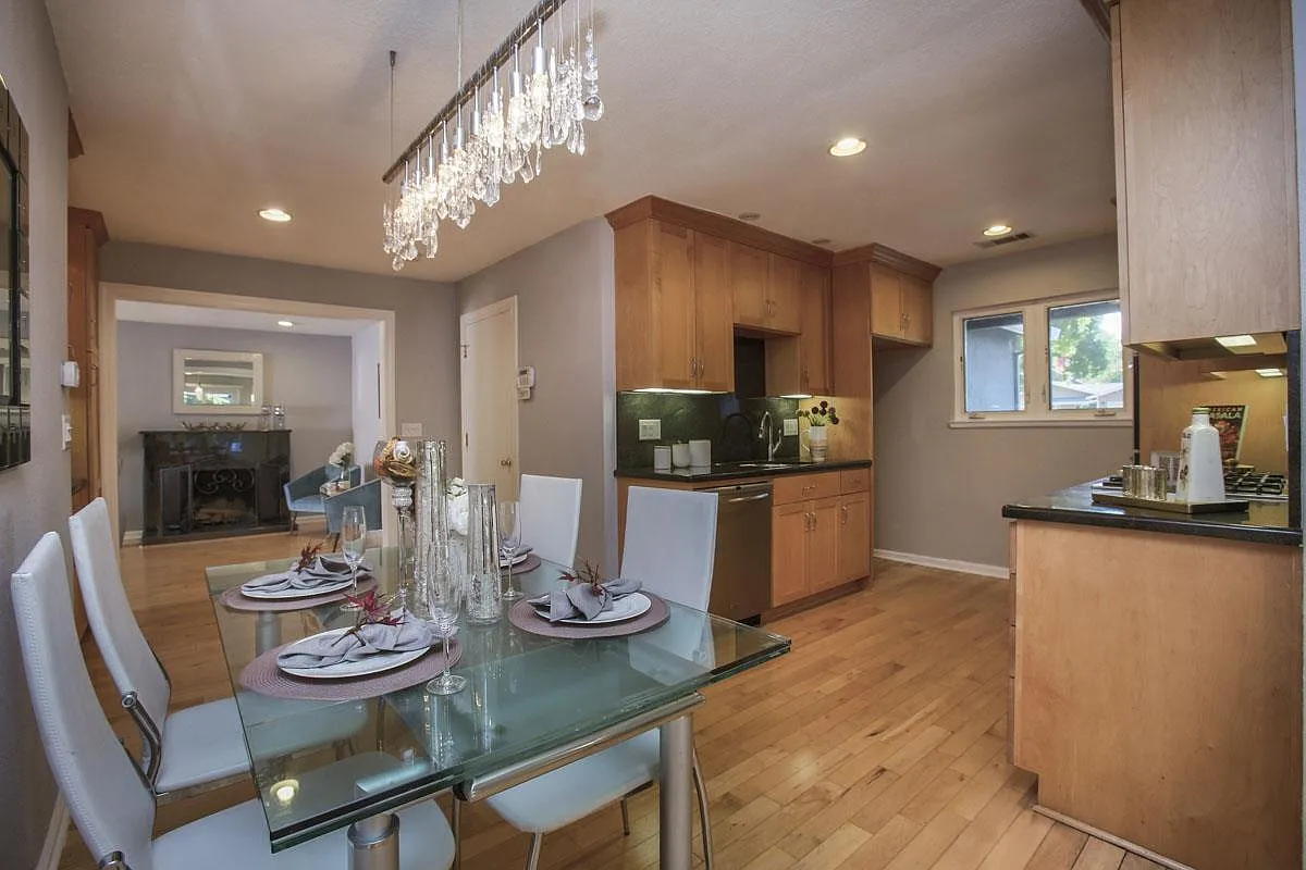 3 bed, 1526 sqft, $5,650 — Photo 4