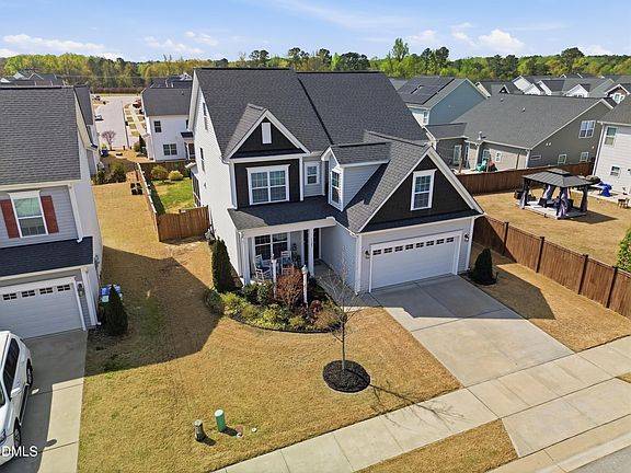 5th image of 1127 Clearwood Ln