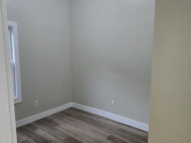 61 16th Ave #2 — Photo 3